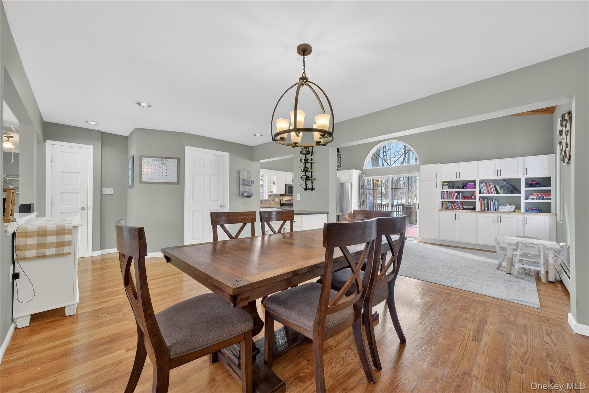 11 Darlene Drive, Poughkeepsie, NY 12601