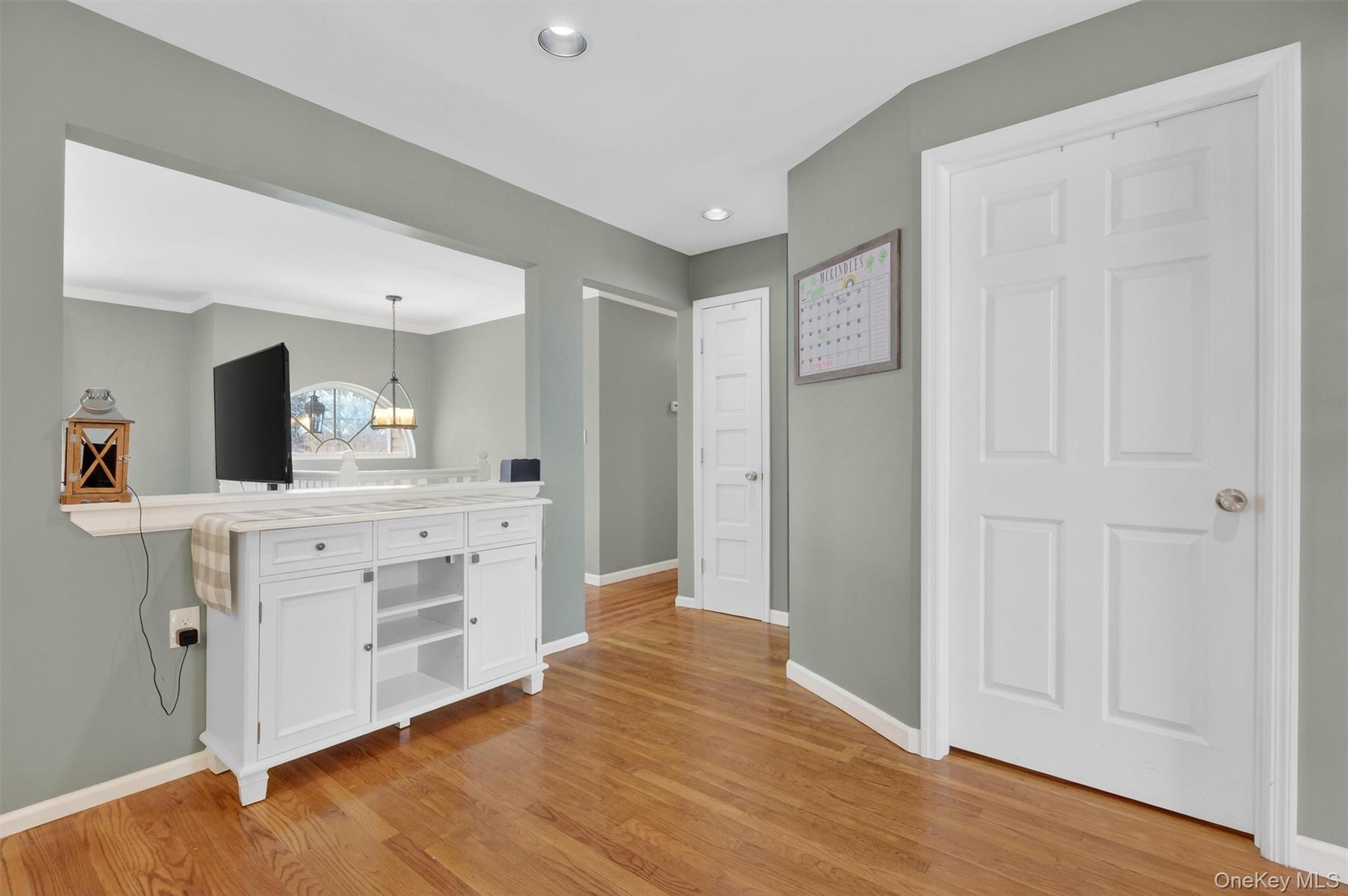 11 Darlene Drive, Poughkeepsie, NY 12601