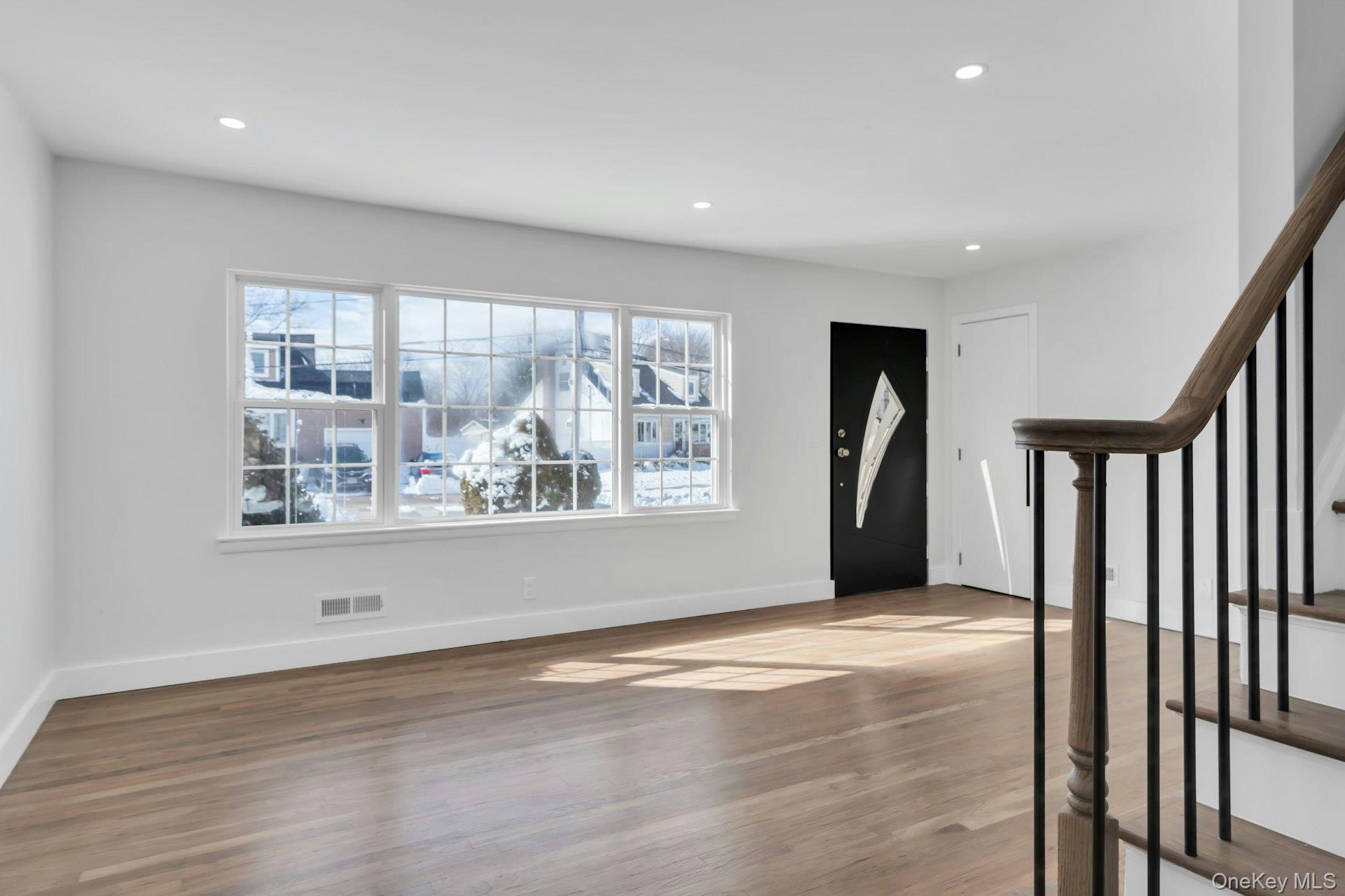 11 Barbara Drive, Farmingdale, NY 11735