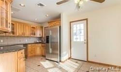 4 Thistle Lane, Kings Park, NY 11754