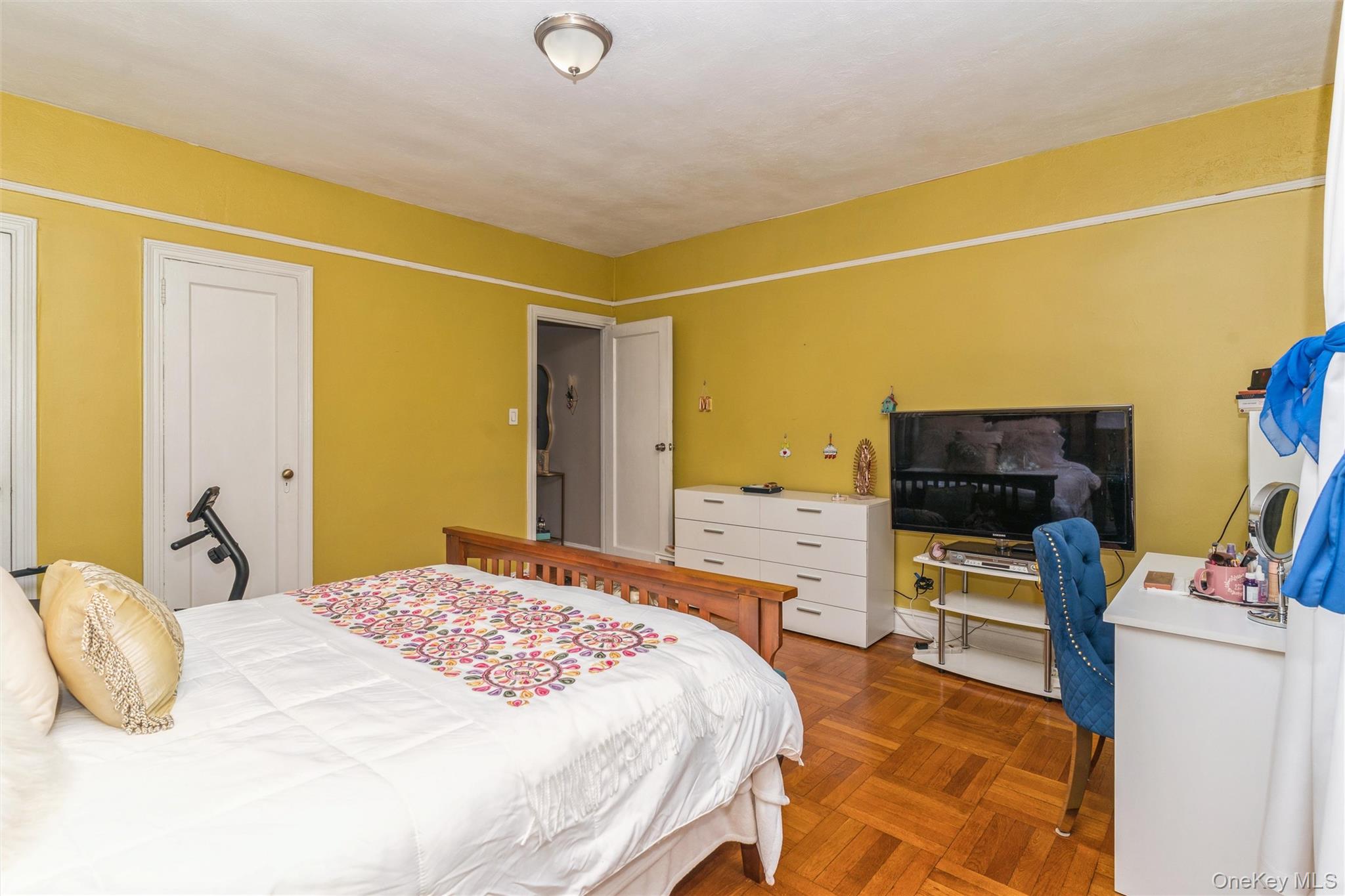 35-30 73rd Street # 2B, Jackson Heights, NY 11372