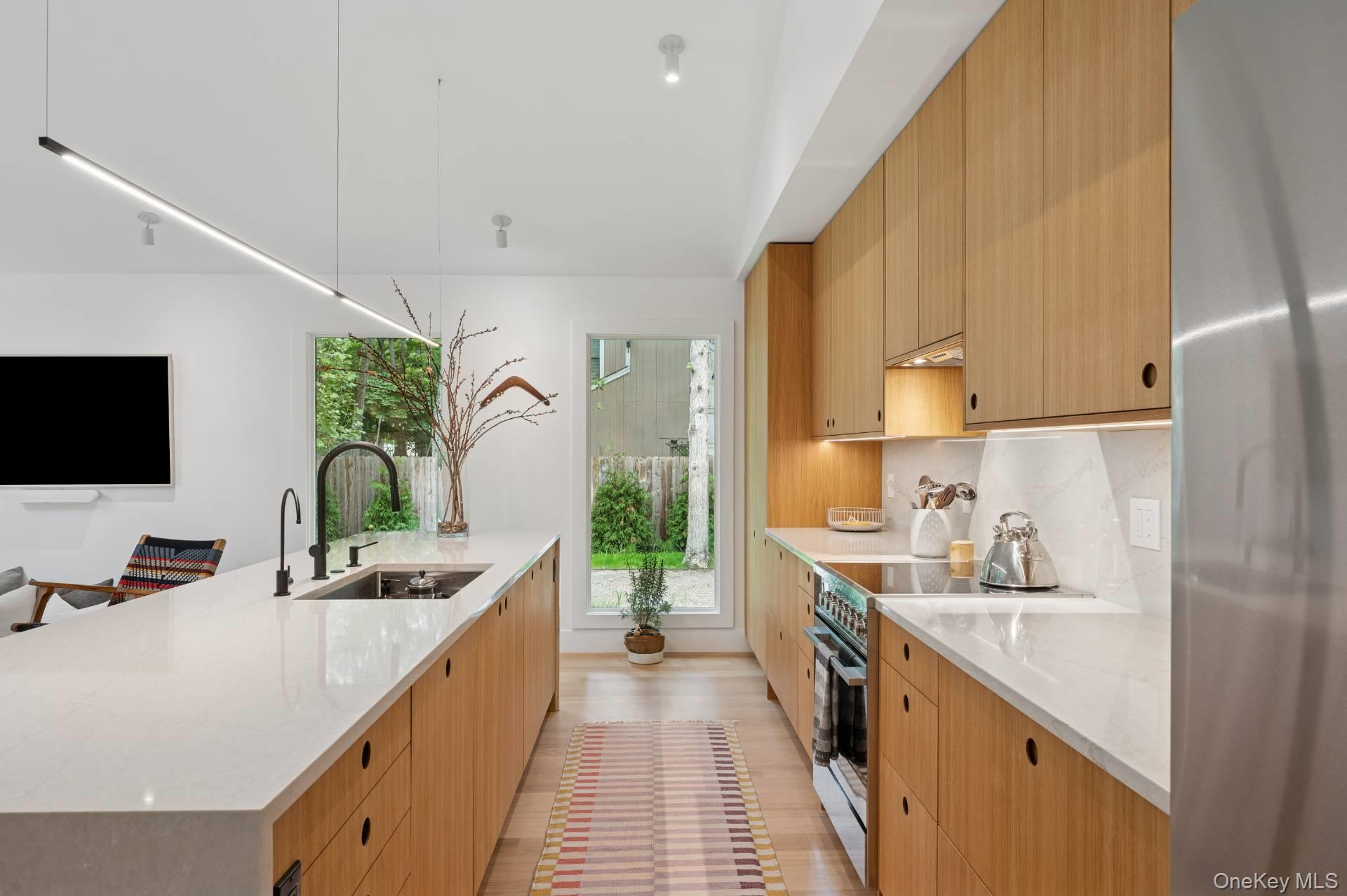 62 Waterhole Road, East Hampton, NY 11937