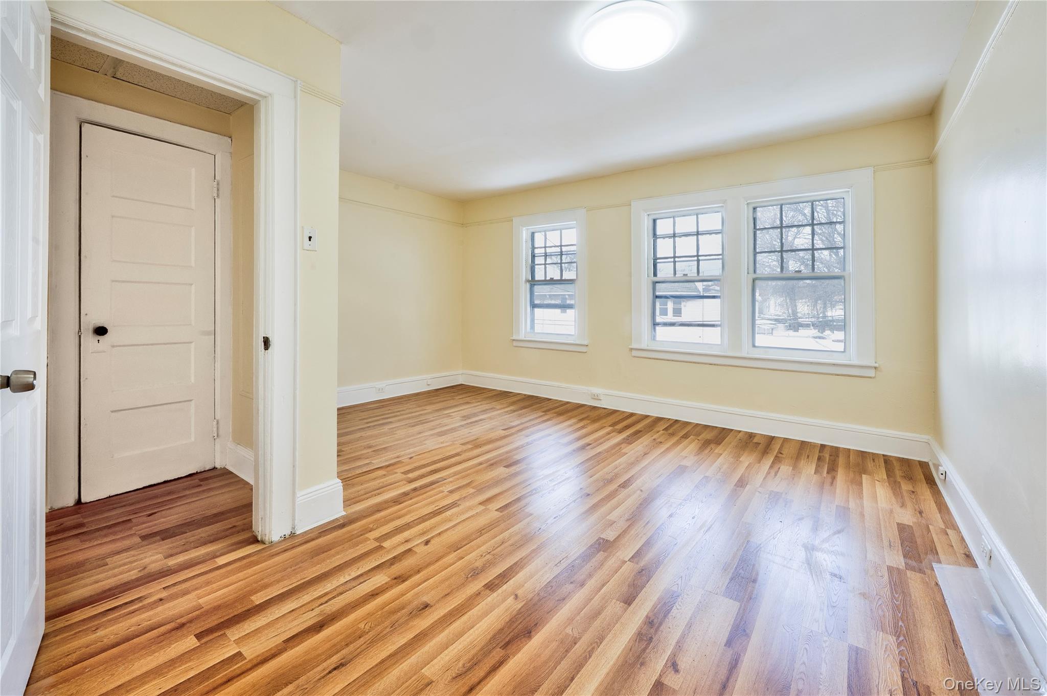 9112 91st Avenue, Woodhaven, NY 11421