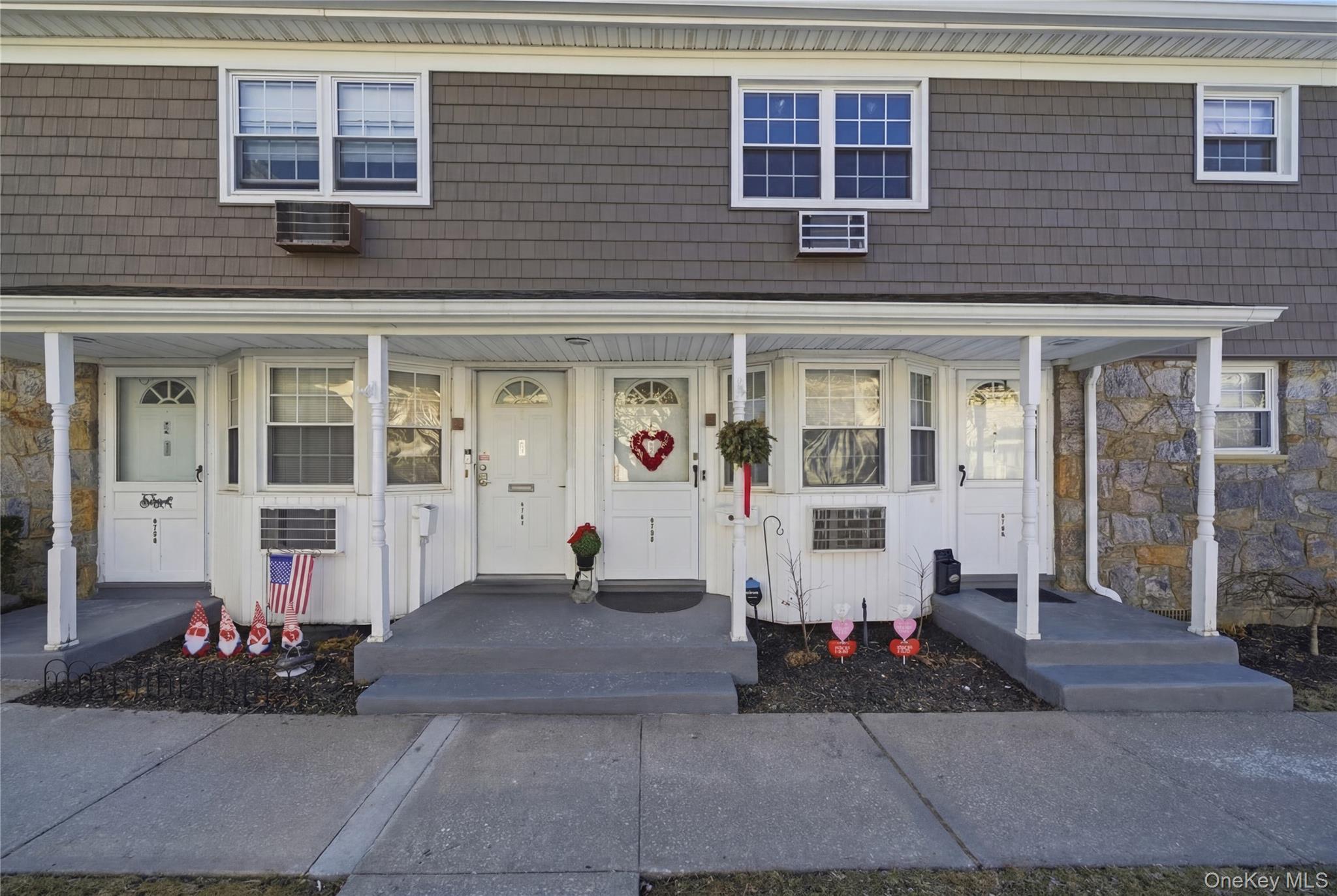 4743 Wilshire Lane # 4743, Oakdale, NY 11769