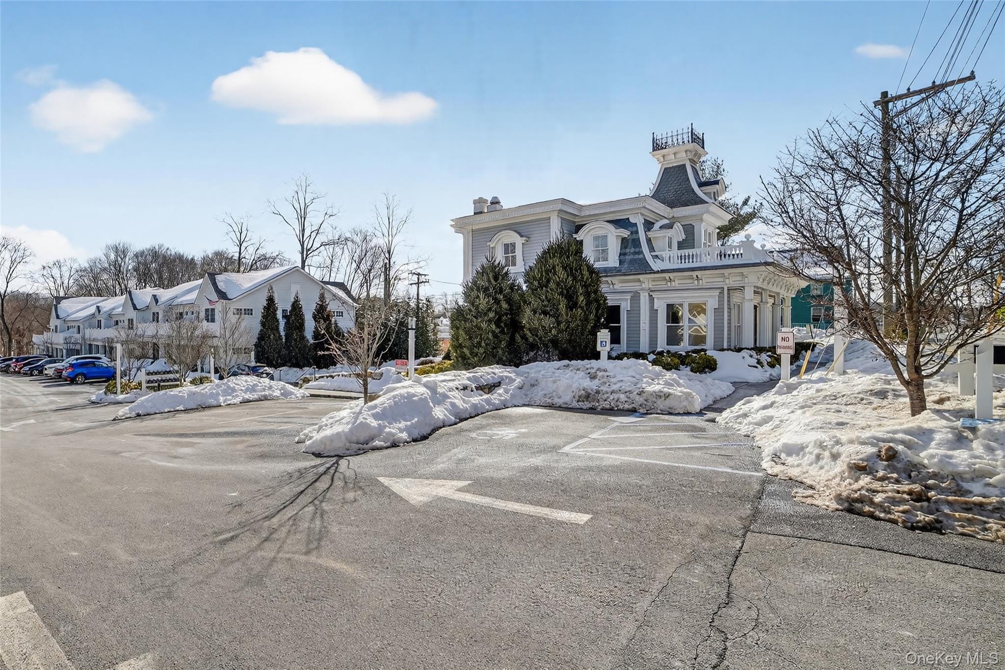 470 Main Street # 17, Armonk, NY 10504