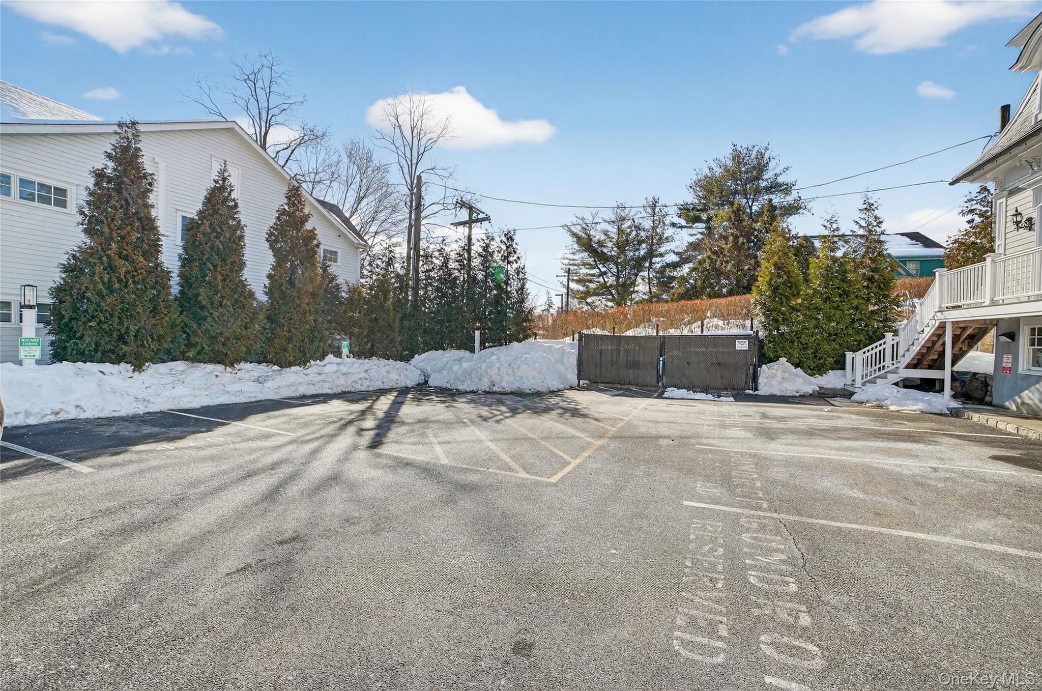 470 Main Street # 17, Armonk, NY 10504