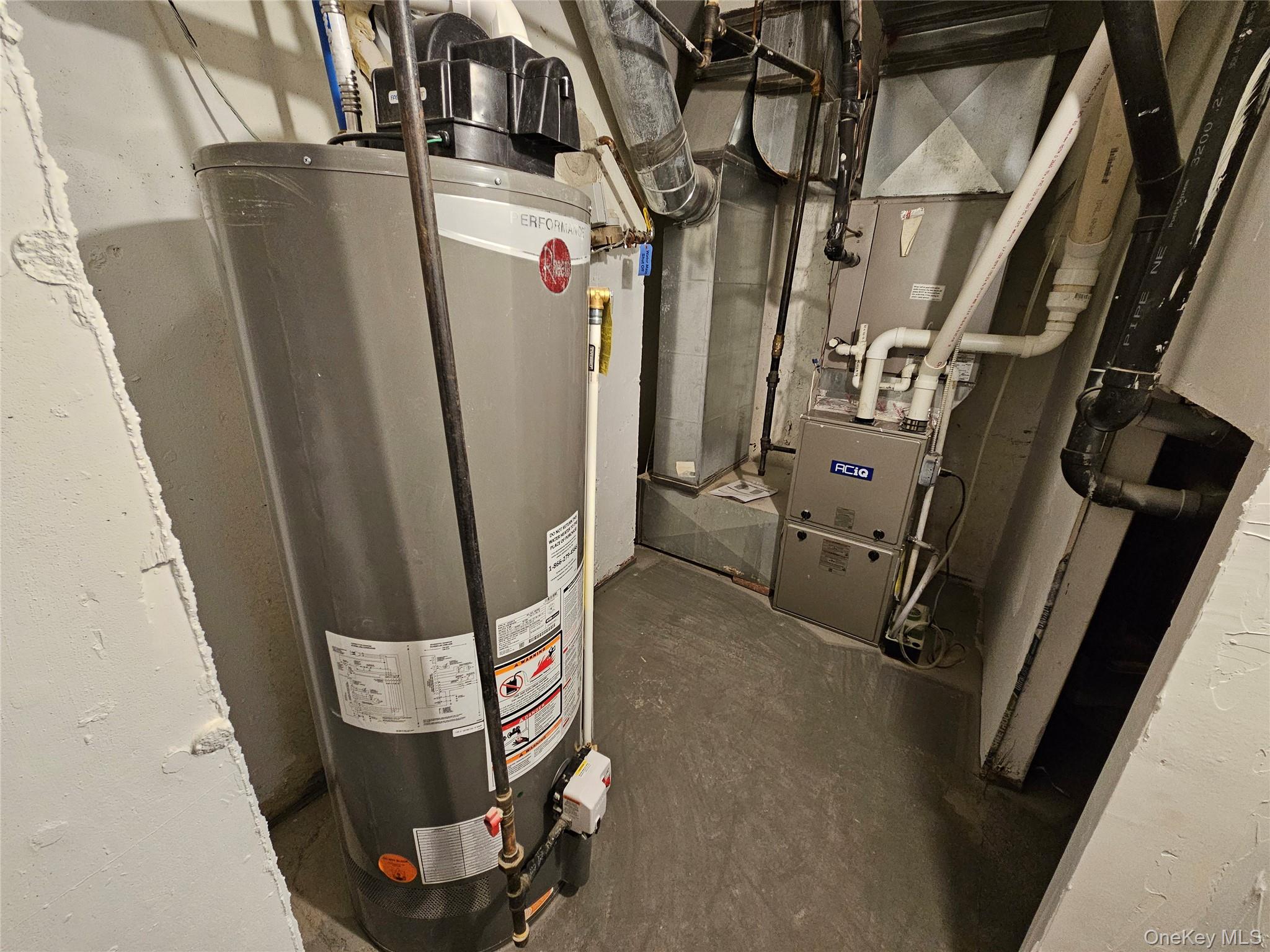 53 Cornwall Lane, Middletown, NY 10940