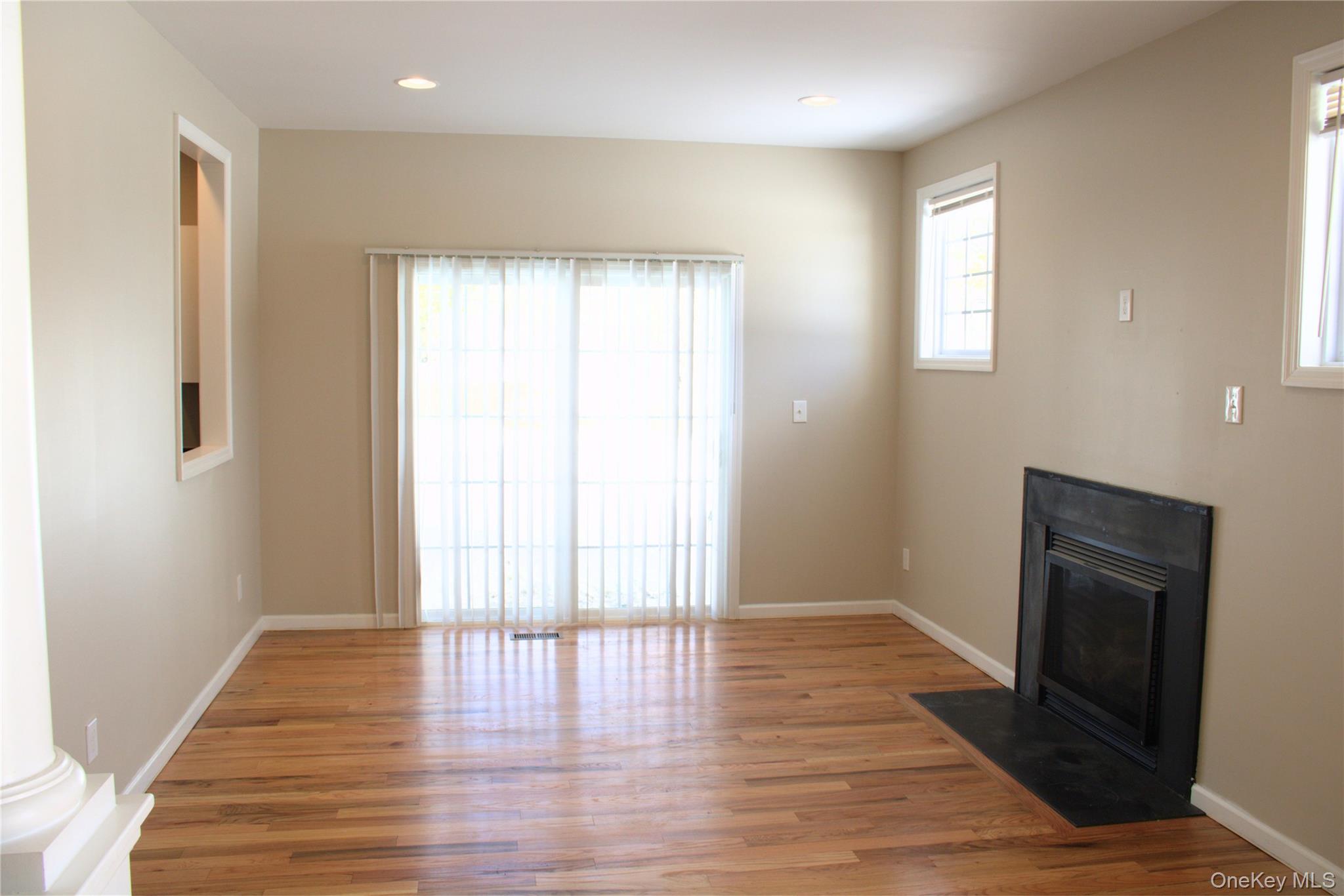 53 Cornwall Lane, Middletown, NY 10940