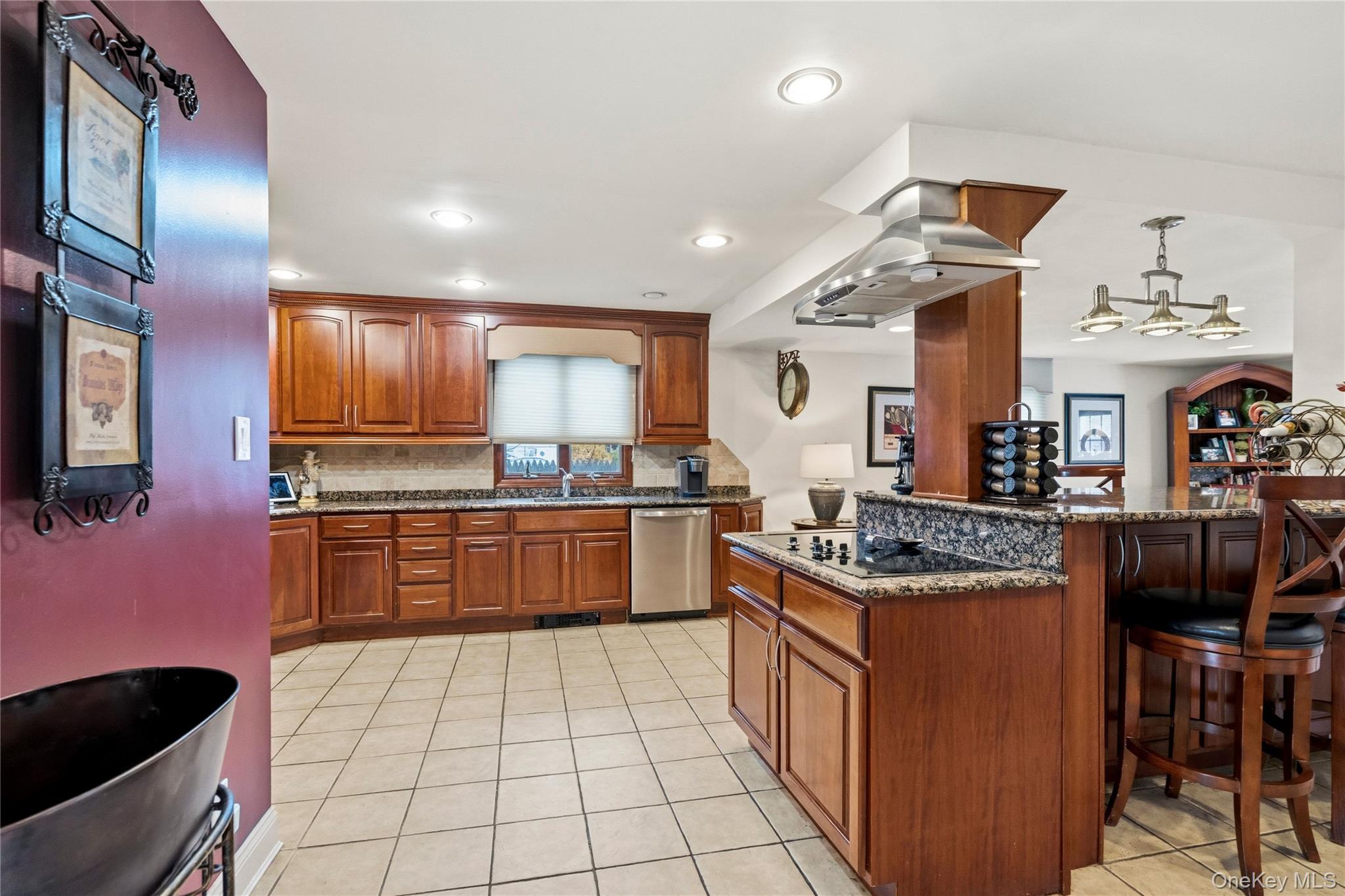 4 Lancaster Avenue, Baldwin, NY 11510