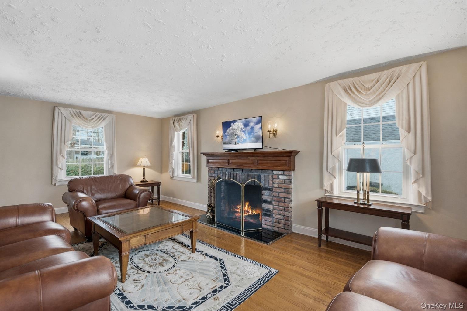 4 Lancaster Avenue, Baldwin, NY 11510