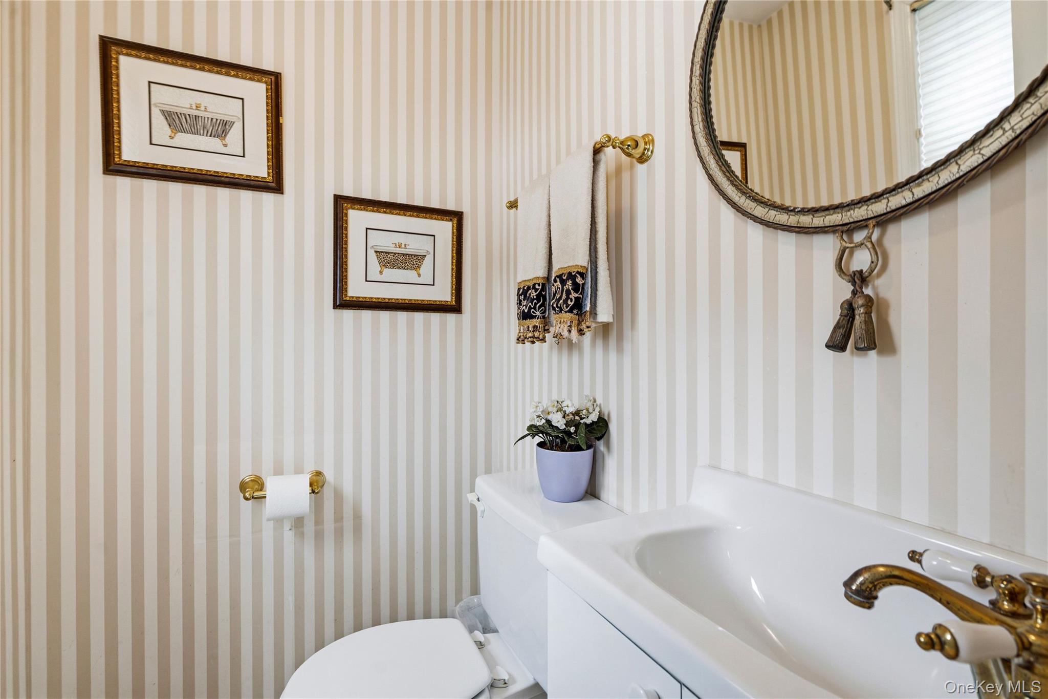 4 Lancaster Avenue, Baldwin, NY 11510