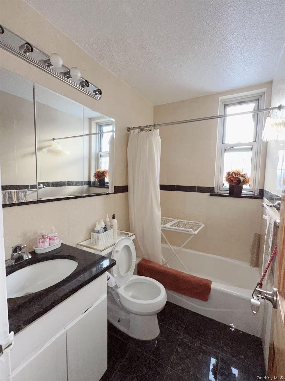 4140 Union Street # 6D, Flushing, NY 11355