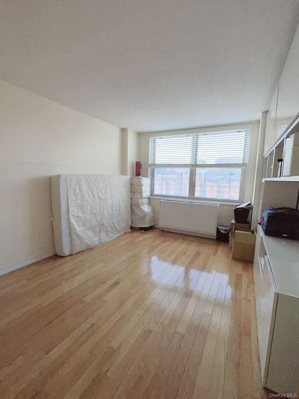 4140 Union Street # 6D, Flushing, NY 11355