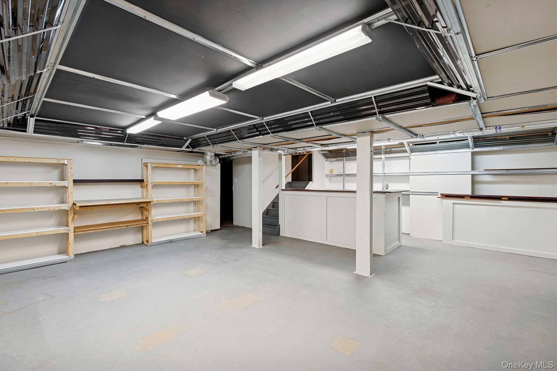 735 Deerfoot Path, Cutchogue, NY 11935