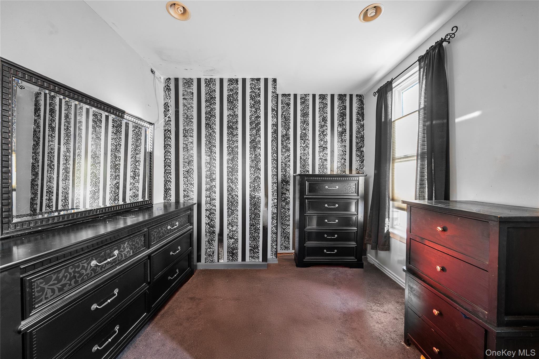 73-35 71st Place, Glendale, NY 11385