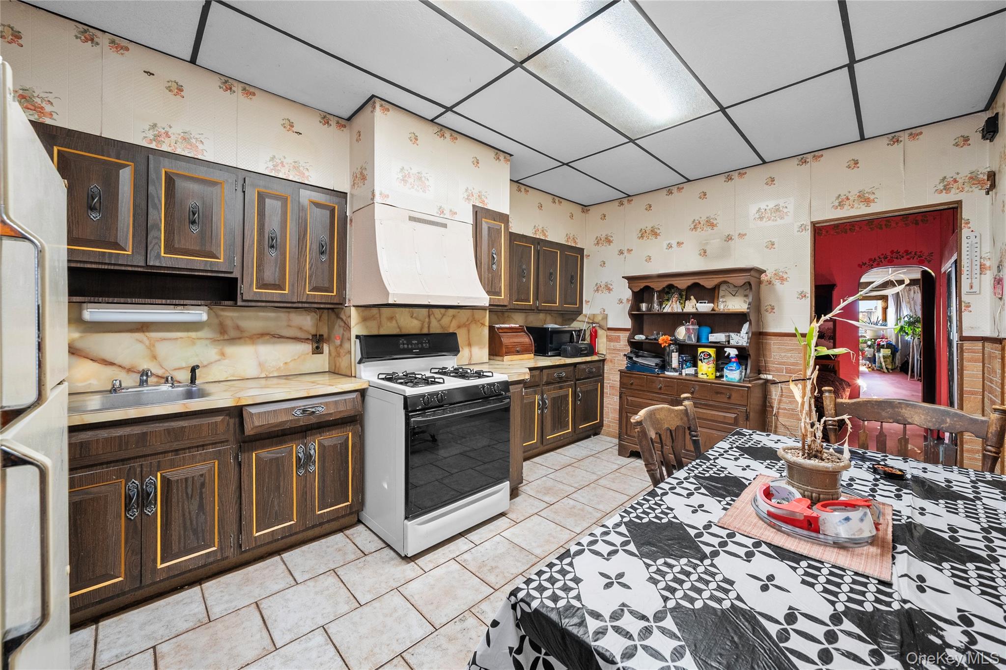 73-35 71st Place, Glendale, NY 11385