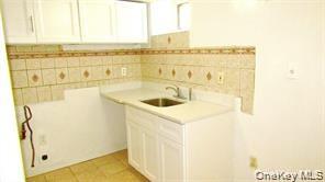 10411 200th Street, Saint Albans, NY 11412