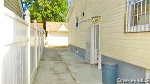 10411 200th Street, Saint Albans, NY 11412