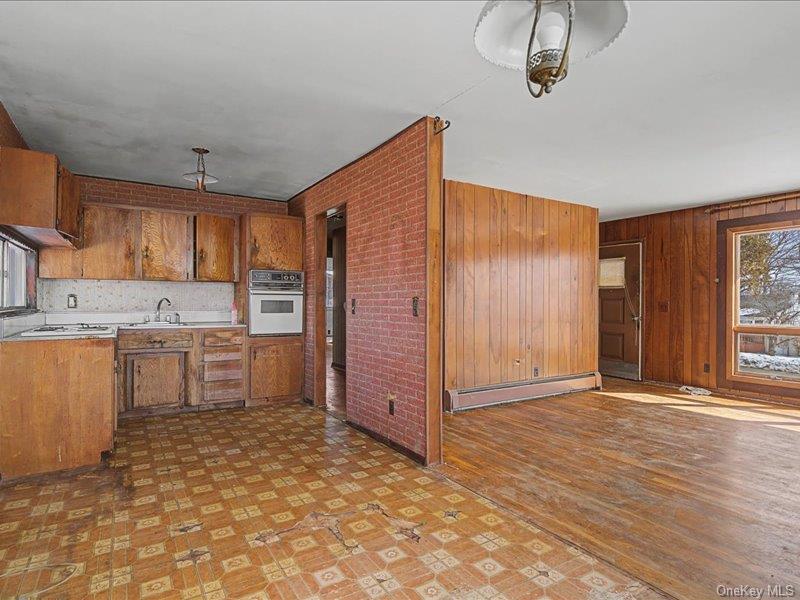 4 Maple Lane, Monroe, NY 10950