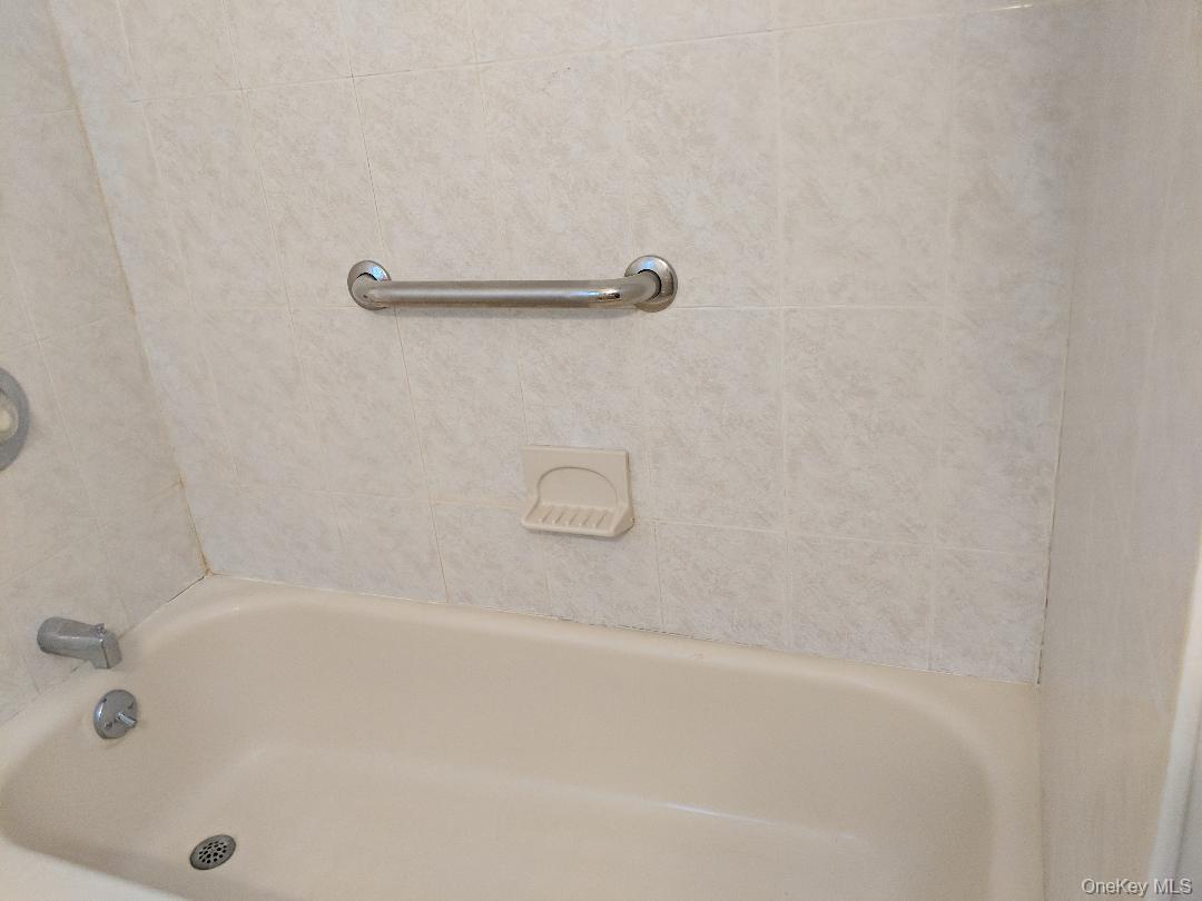 649 E Beech Street # garden, Long Beach, NY 11561