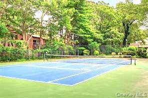 224 H Springmeadow Drive # H, Holbrook, NY 11741