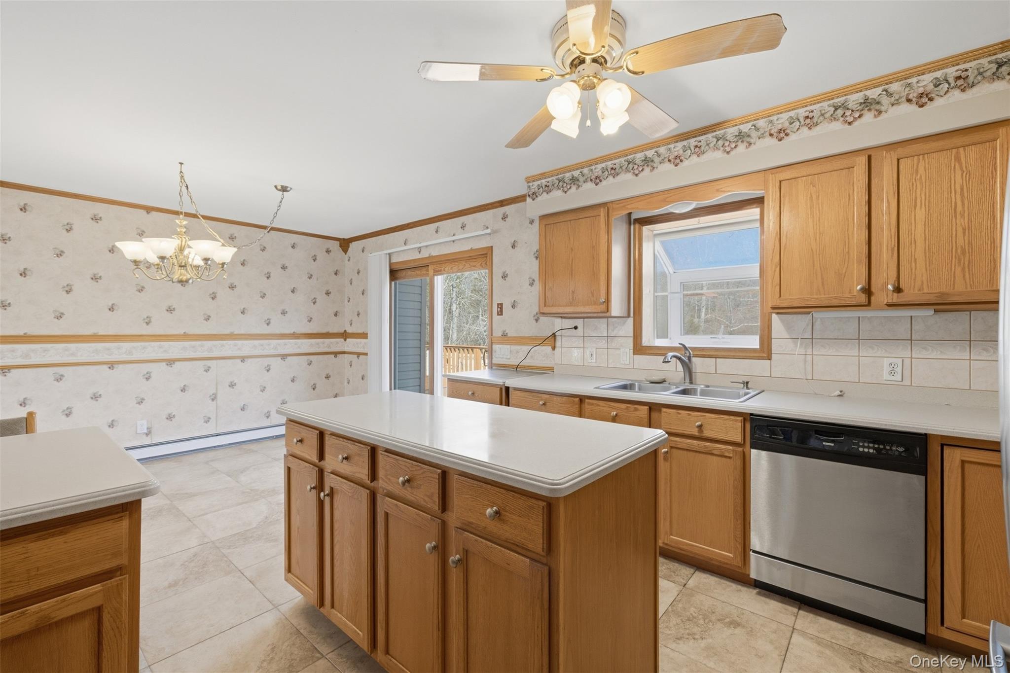 13 Stella Drive, Gardiner, NY 12525