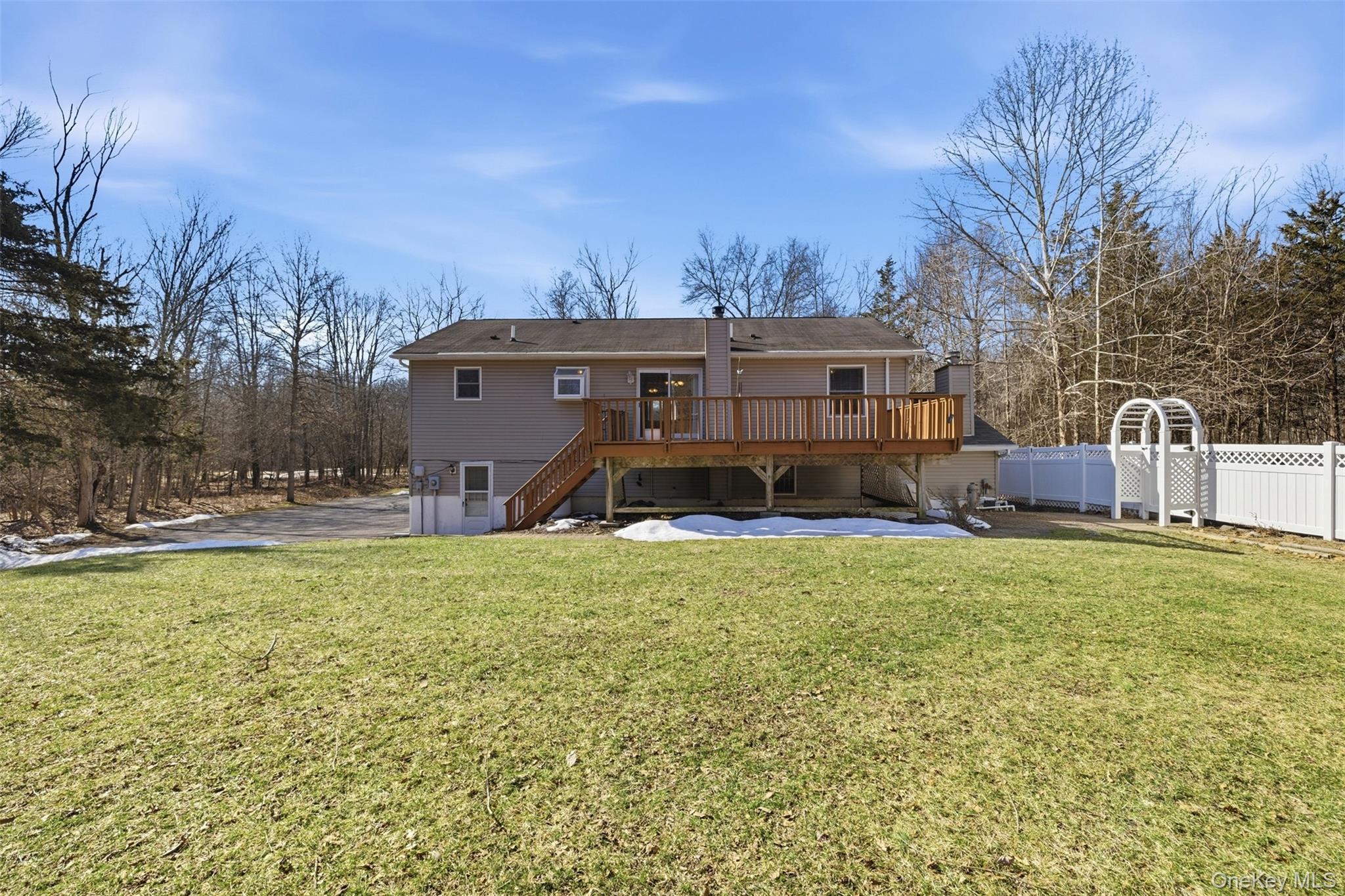 13 Stella Drive, Gardiner, NY 12525