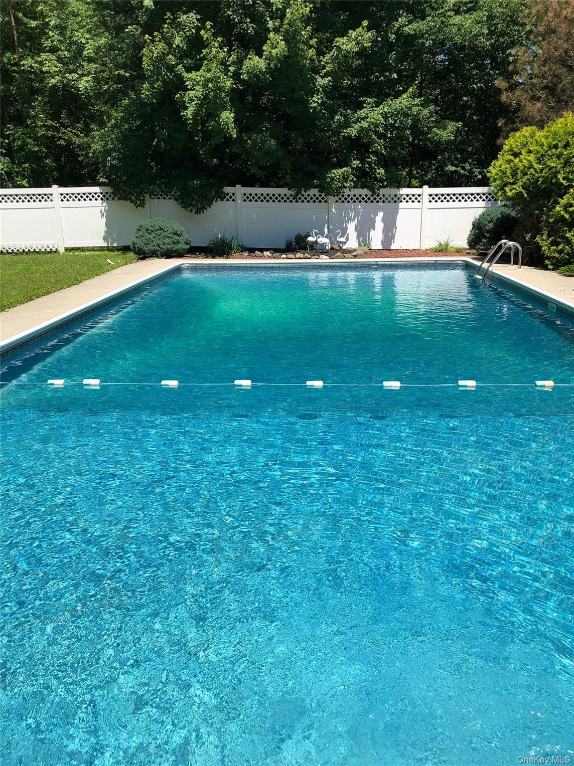 13 Stella Drive, Gardiner, NY 12525