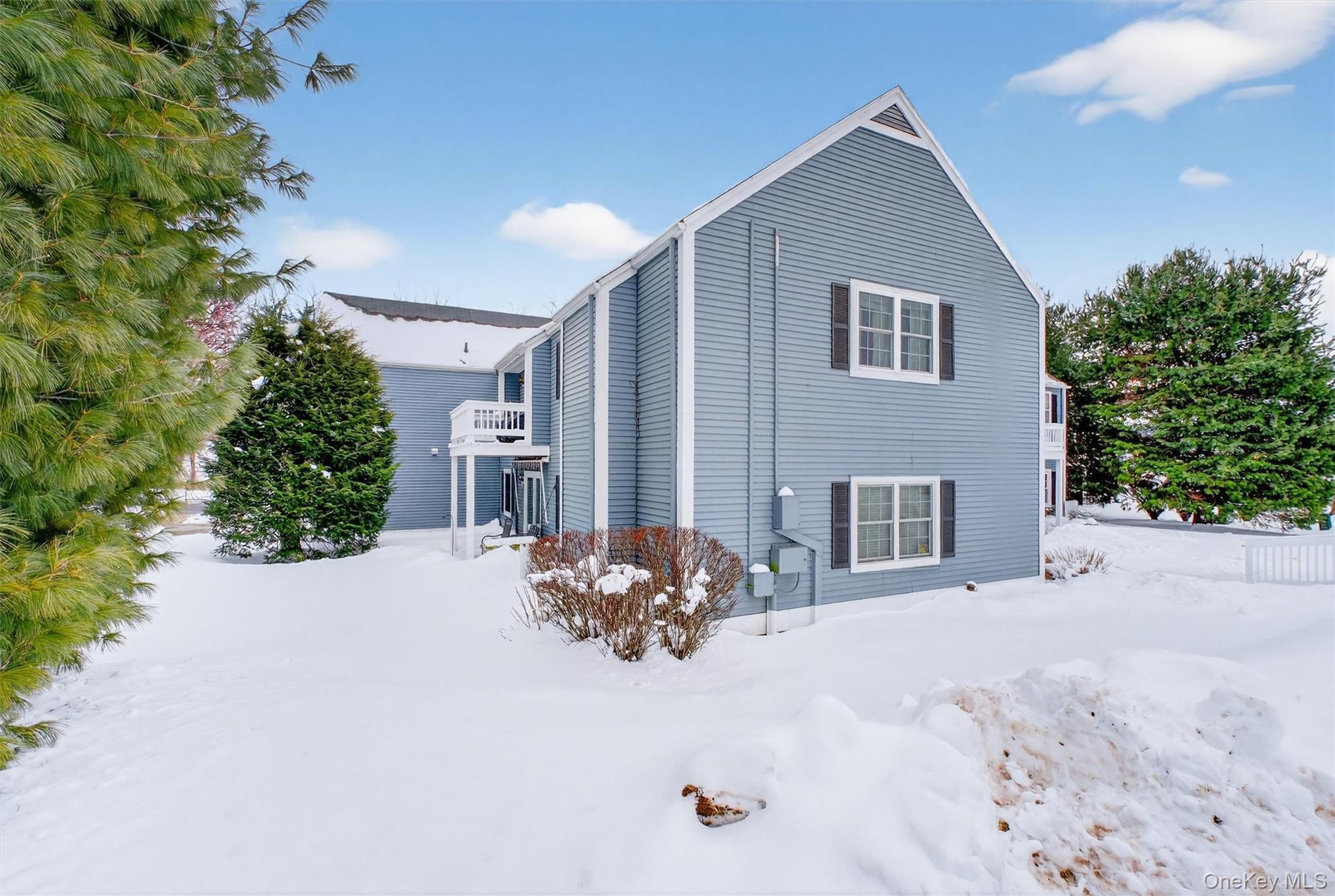 700 Commons Way # E, Fishkill, NY 12524