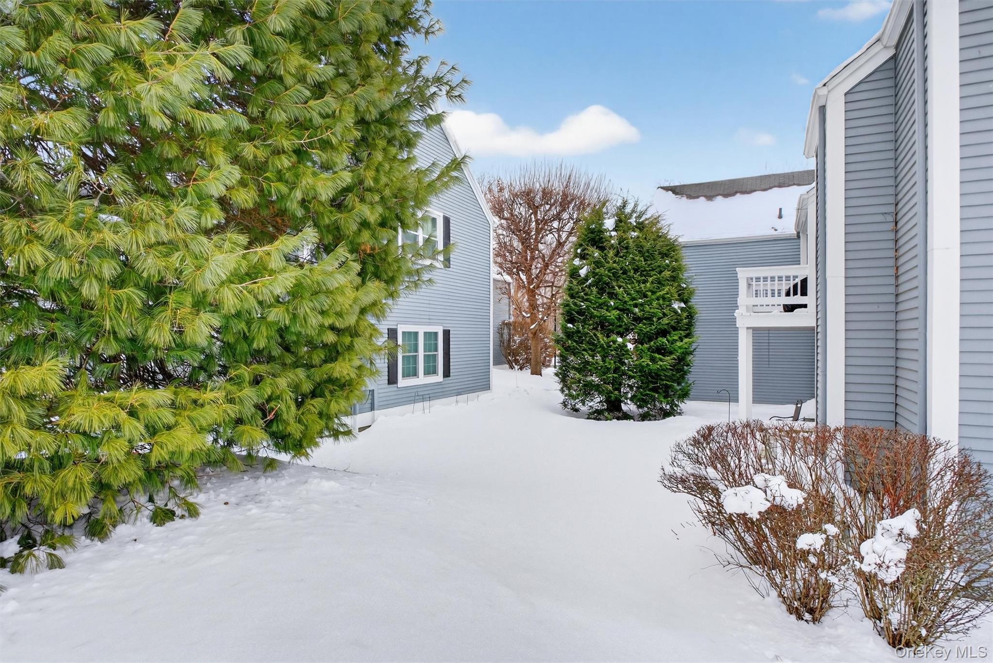 700 Commons Way # E, Fishkill, NY 12524