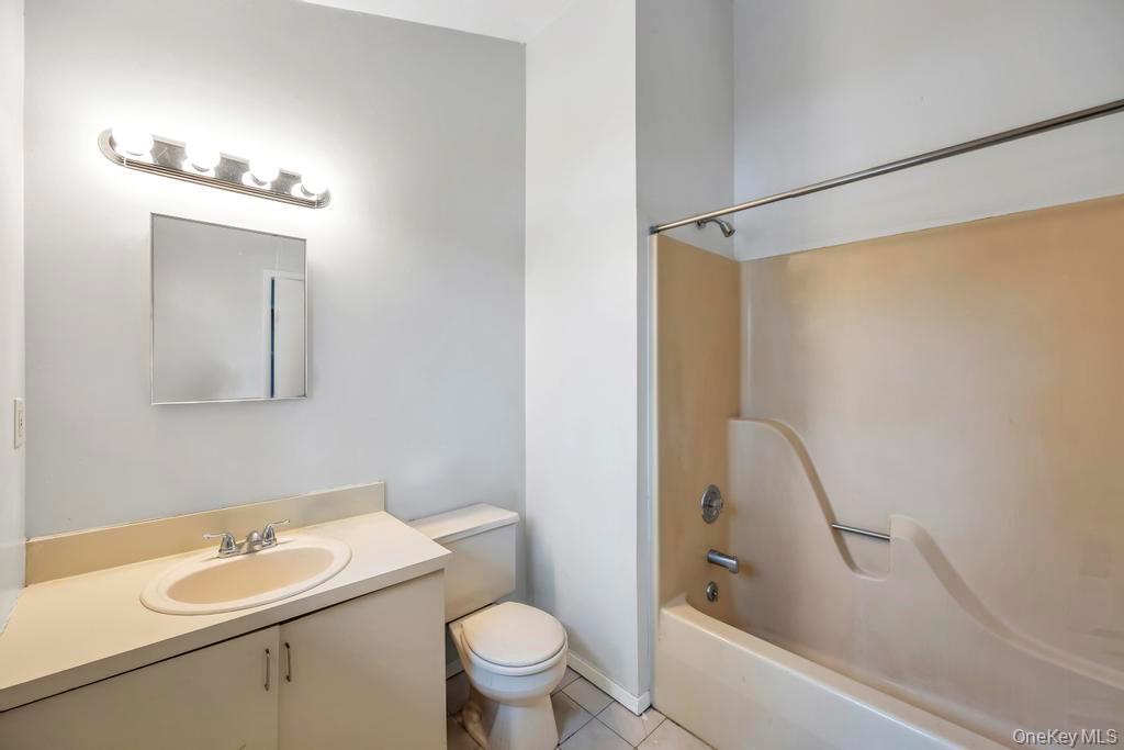 427 Helene Avenue, Shirley, NY 11967