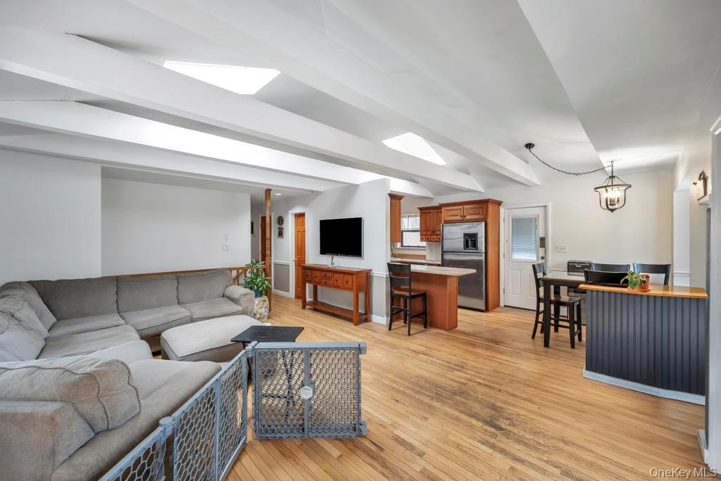 427 Helene Avenue, Shirley, NY 11967