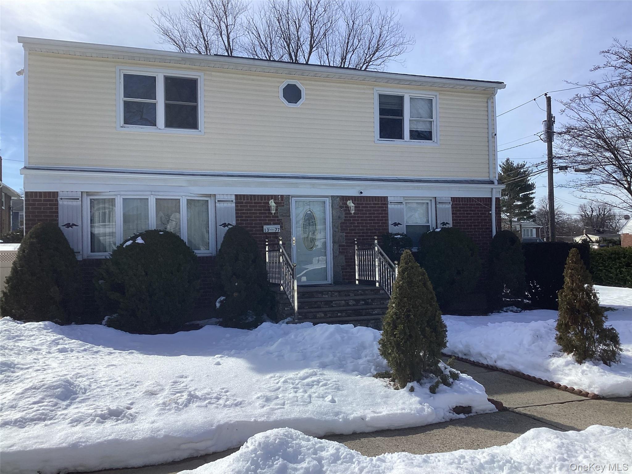 1377 D Street, Elmont, NY 11003