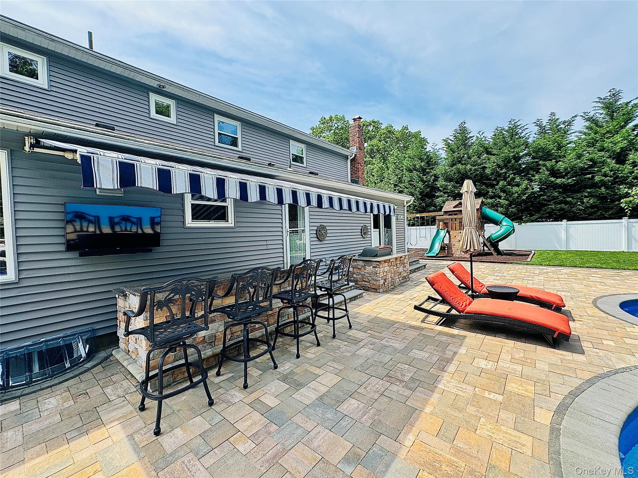 17 Erita Lane, Smithtown, NY 11787