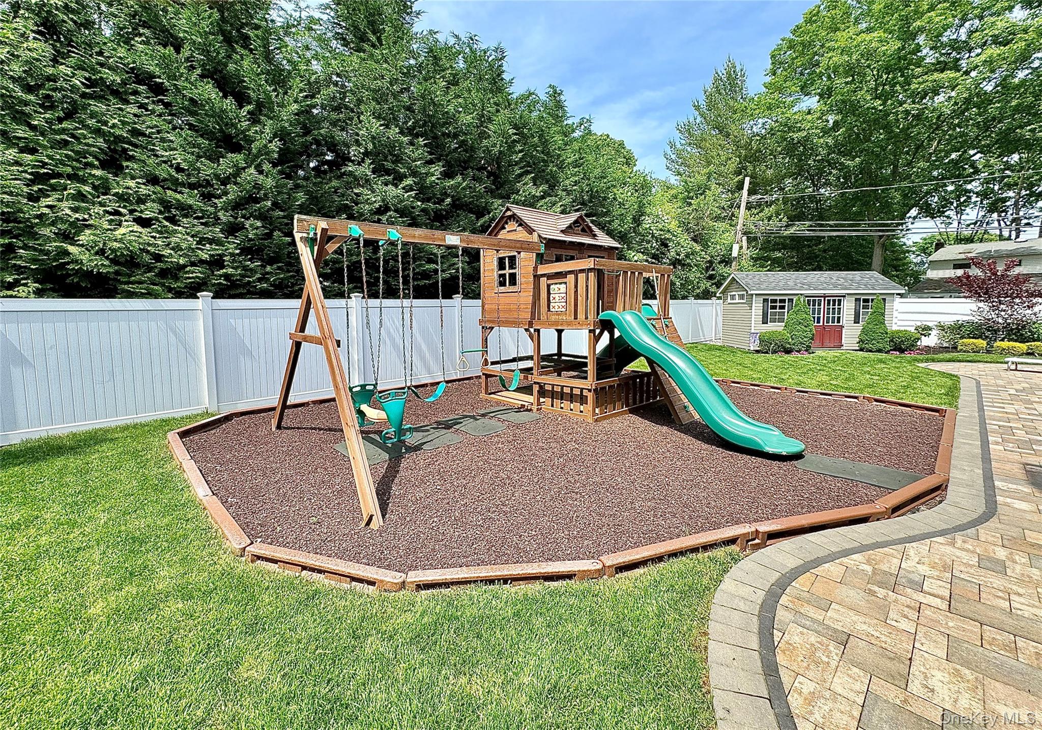 17 Erita Lane, Smithtown, NY 11787