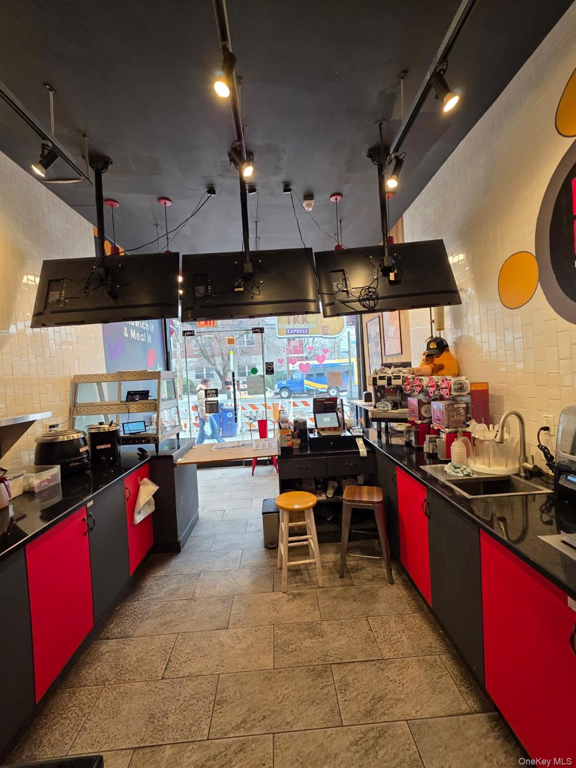 302 West 231st # 1, Bronx, NY 10463