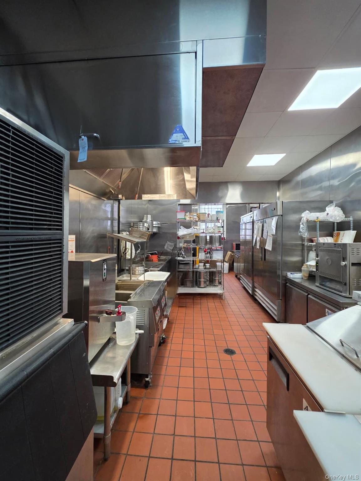 302 West 231st # 1, Bronx, NY 10463