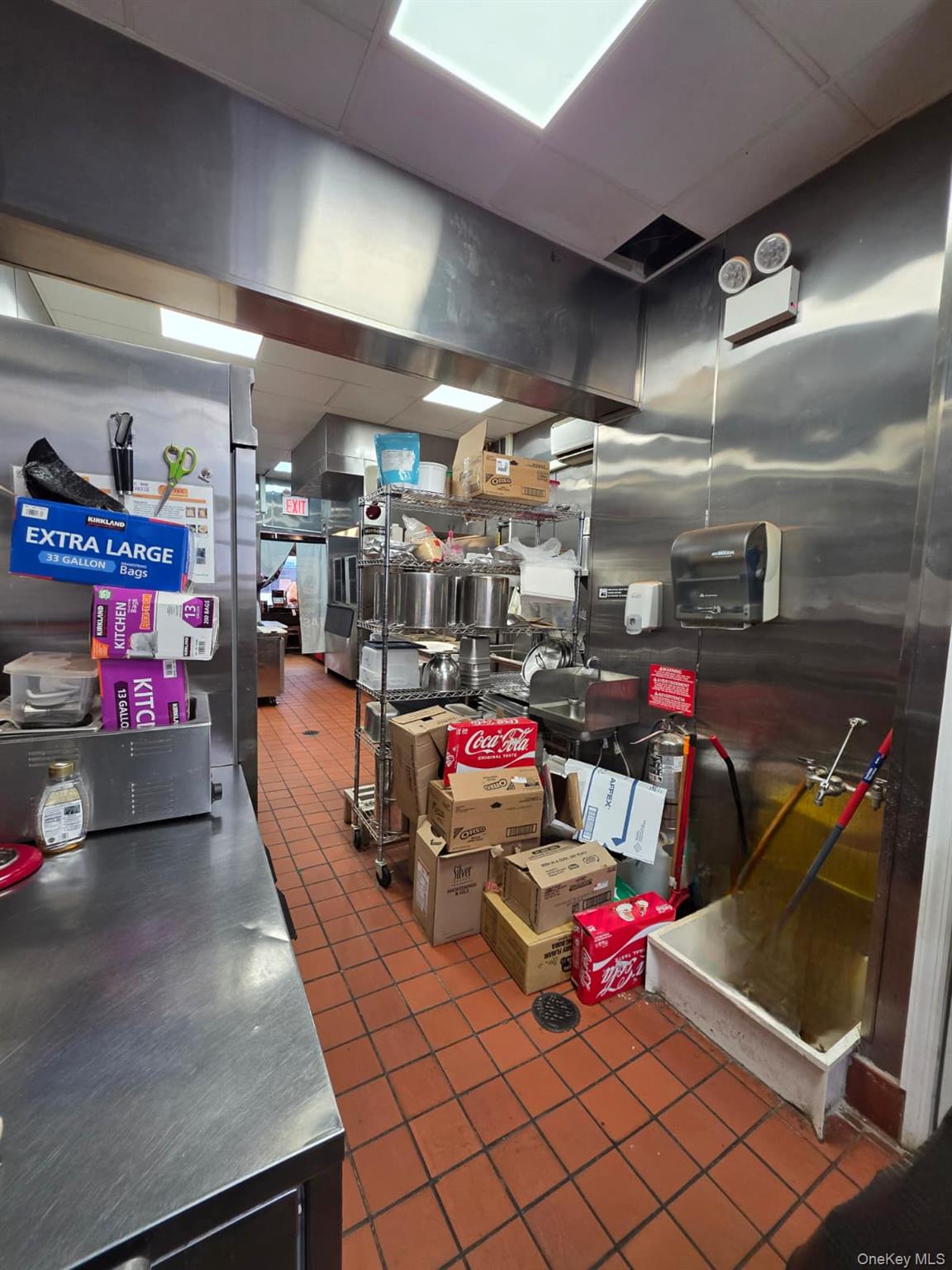 302 West 231st # 1, Bronx, NY 10463