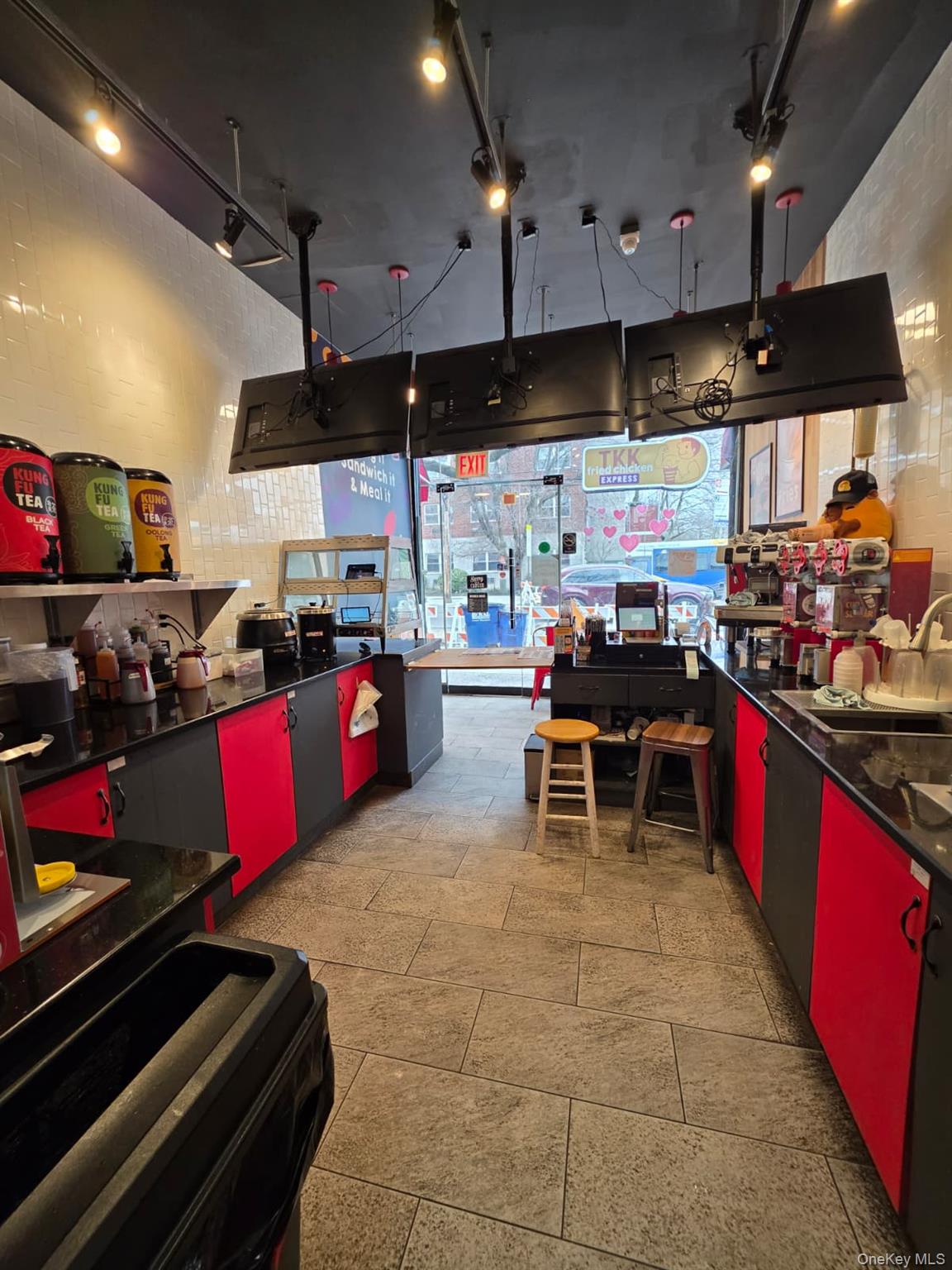 302 West 231st # 1, Bronx, NY 10463