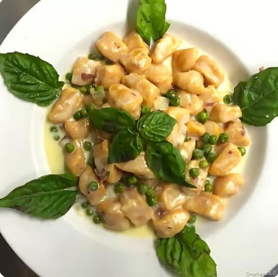 12 West Main, White Plains, NY 10523