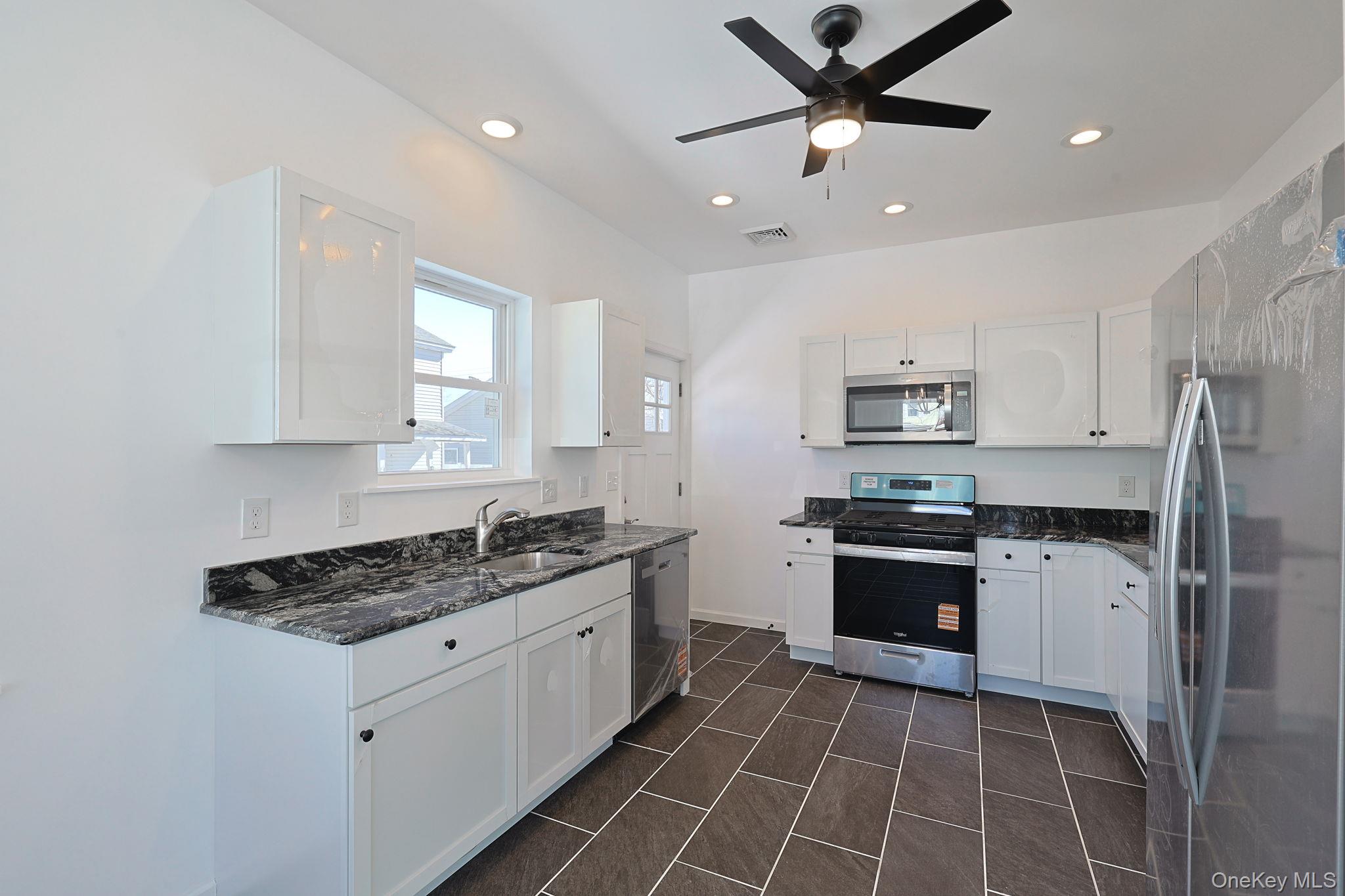 17 Brooklyn Street, Port Jervis, NY 12771