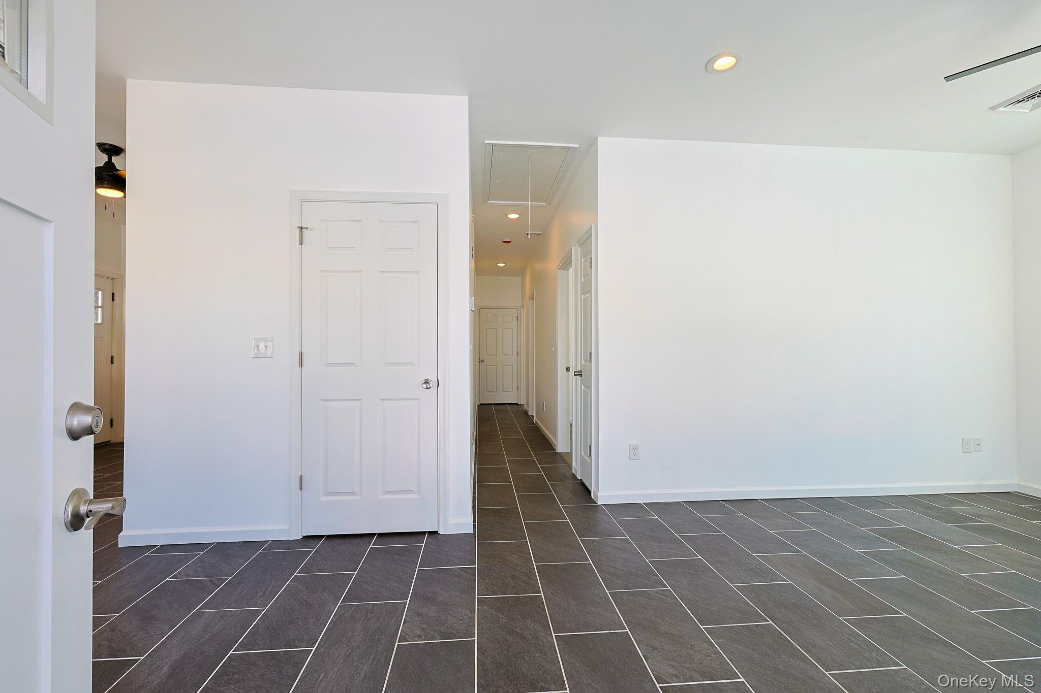 17 Brooklyn Street, Port Jervis, NY 12771