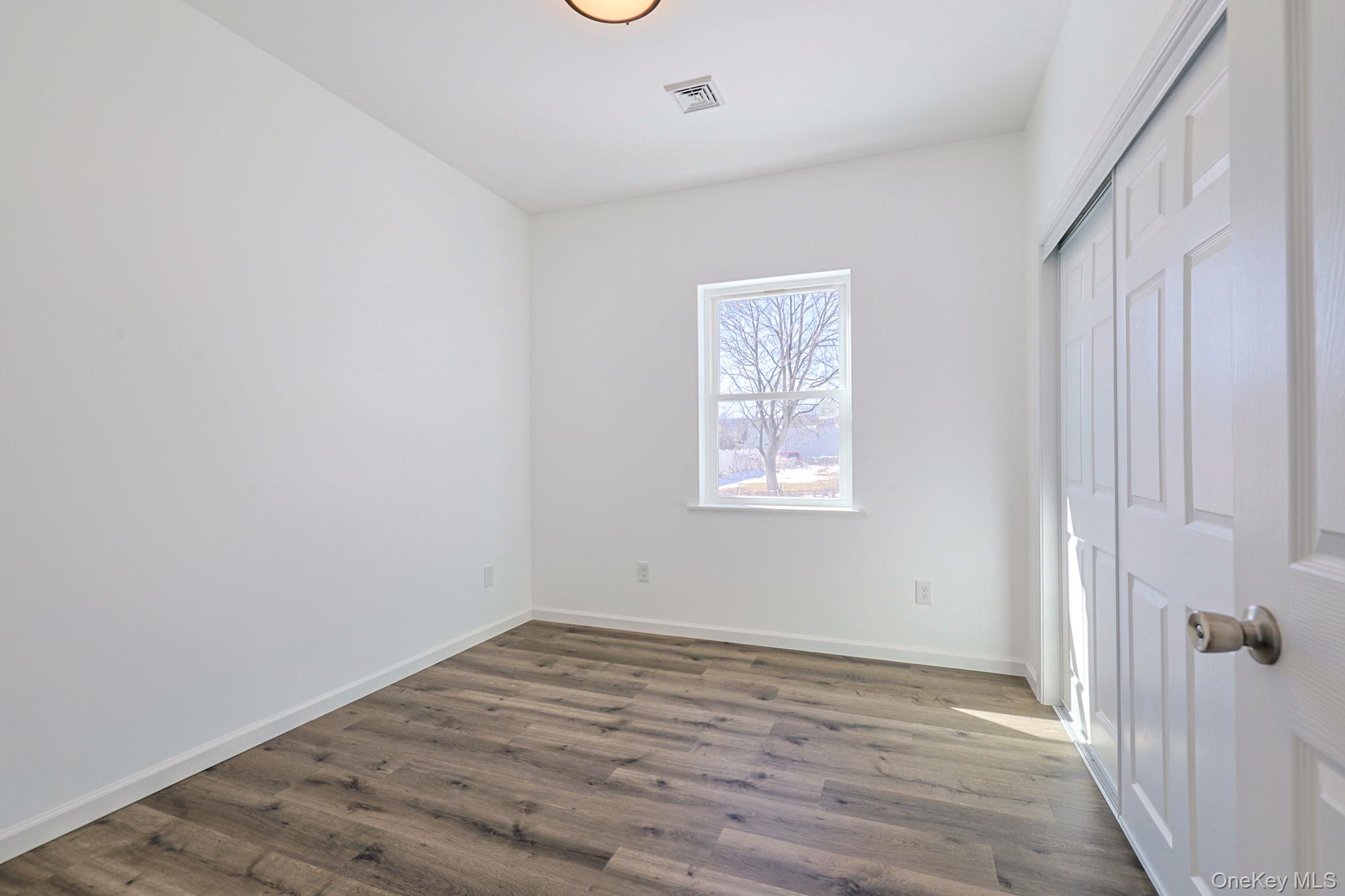 17 Brooklyn Street, Port Jervis, NY 12771