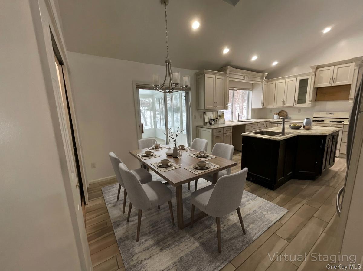 7 Country Hollow, Highland Mills, NY 10930