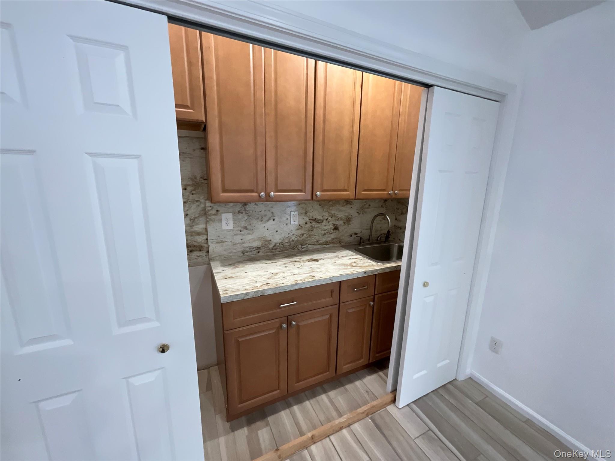 7 Country Hollow, Highland Mills, NY 10930