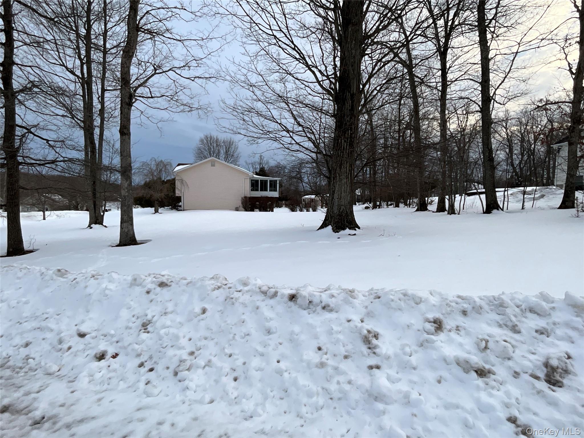 7 Country Hollow, Highland Mills, NY 10930