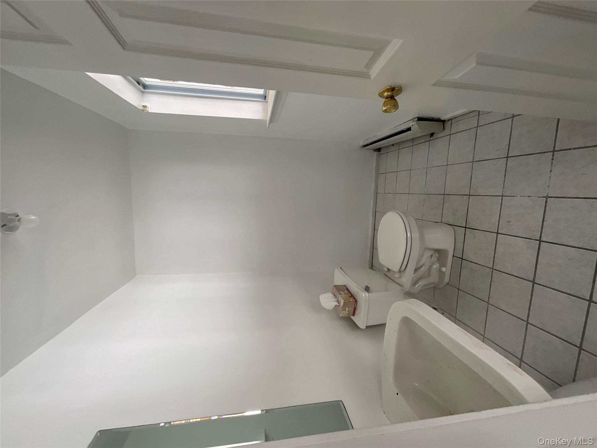 7 Country Hollow, Highland Mills, NY 10930