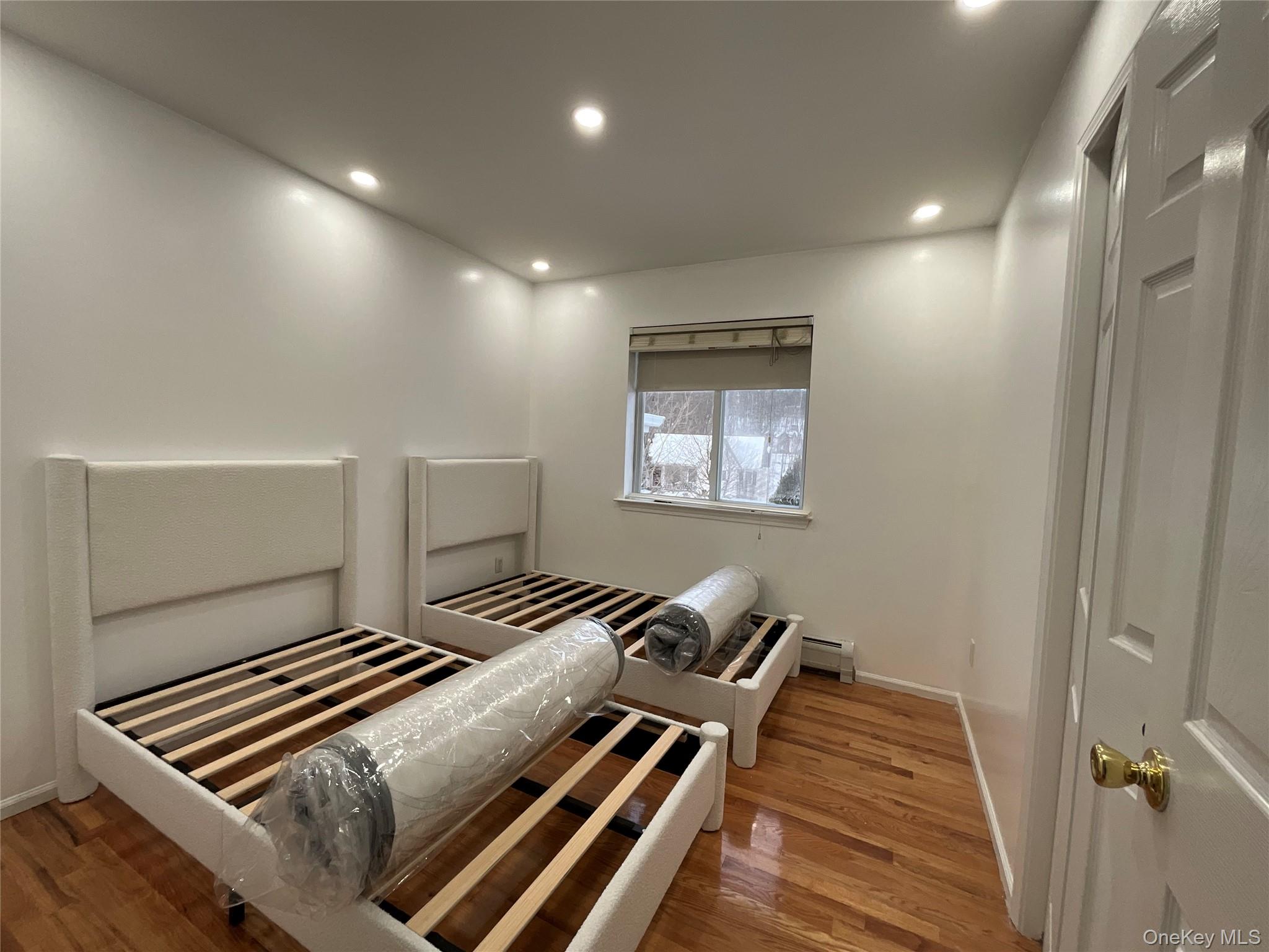 7 Country Hollow, Highland Mills, NY 10930