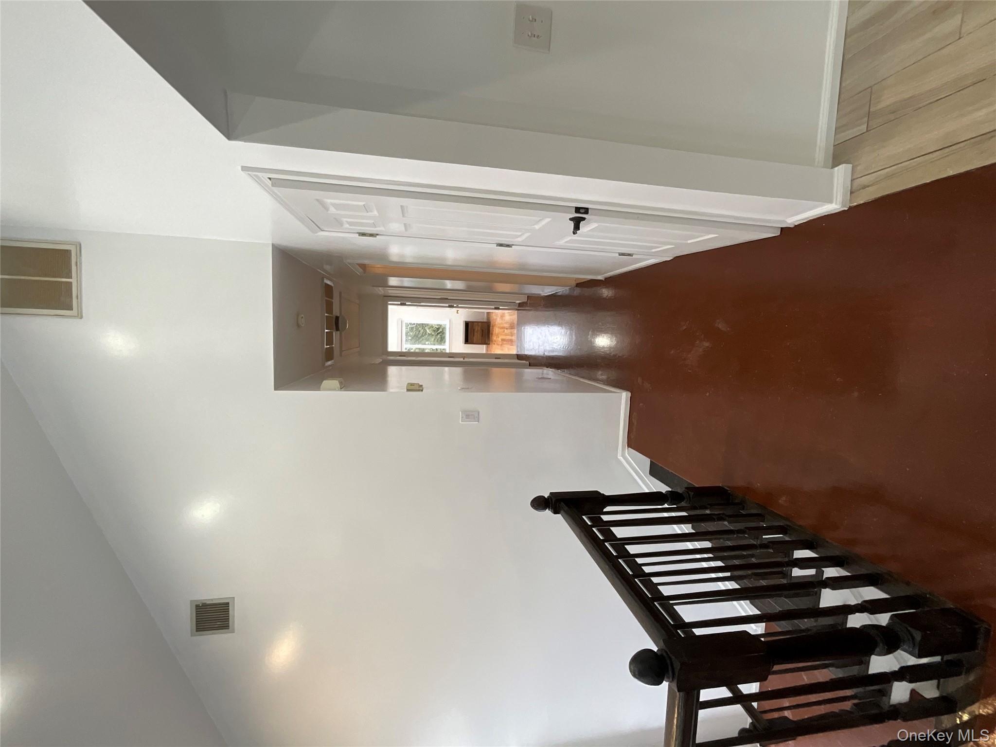 7 Country Hollow, Highland Mills, NY 10930