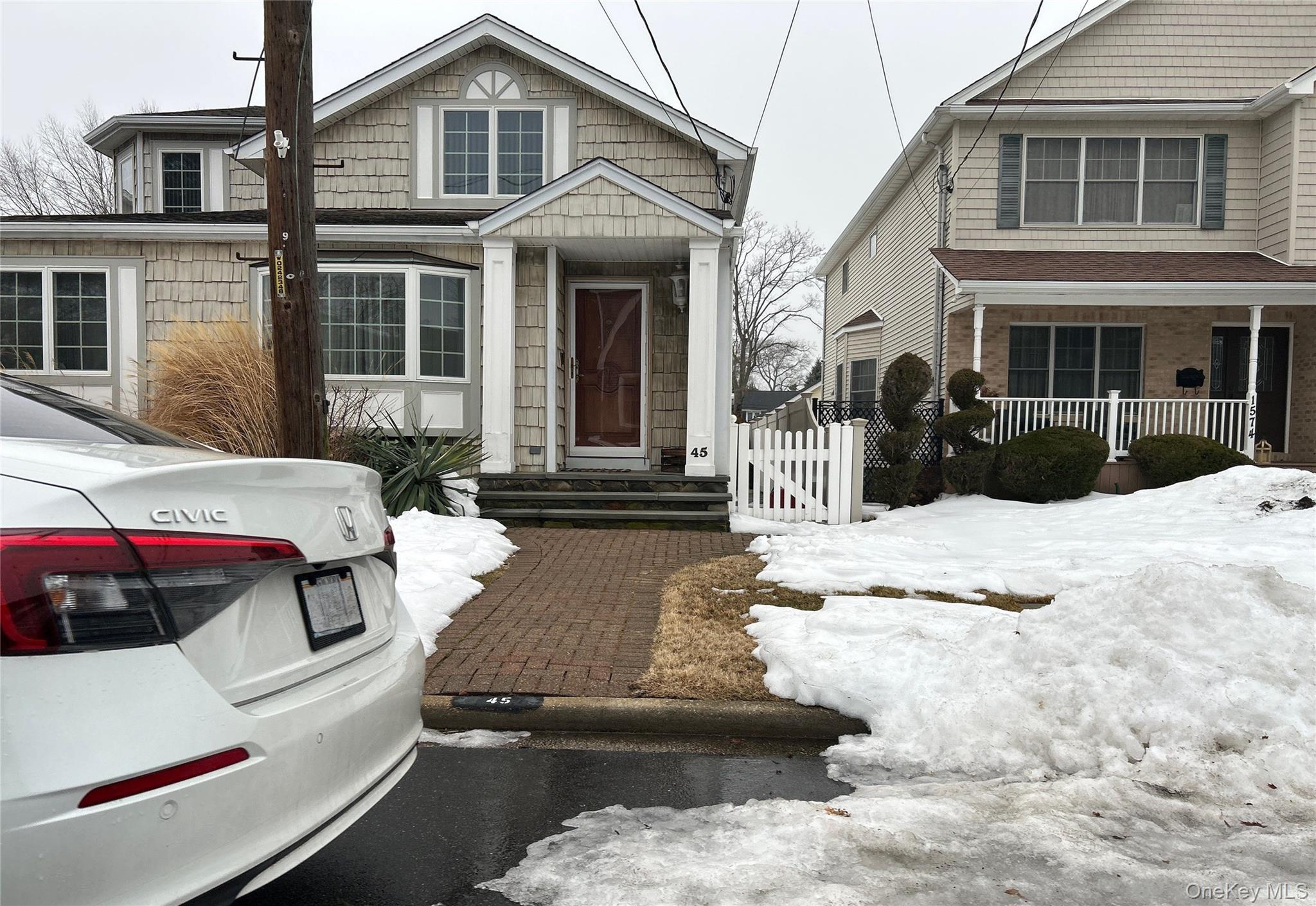 45 Richard Avenue, North Merrick, NY 11566